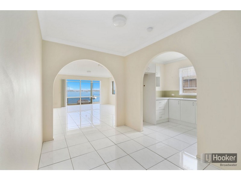 6/266 Marine Parade, Labrador QLD 4215