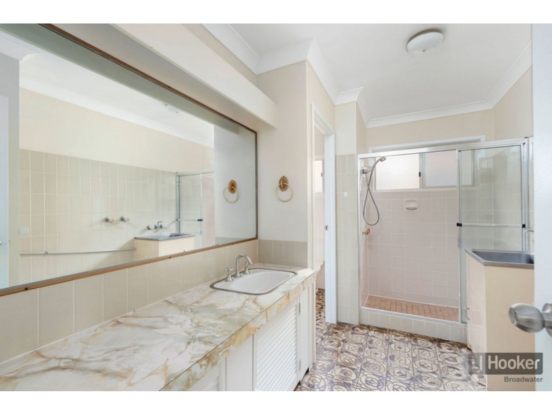 6/266 Marine Parade, Labrador QLD 4215