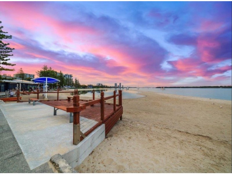 1008/360 Marine Parade, Labrador QLD 4215