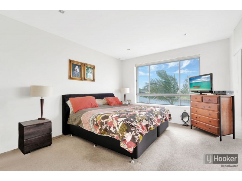 424/3 Pendraat Parade, Hope Island QLD 4212