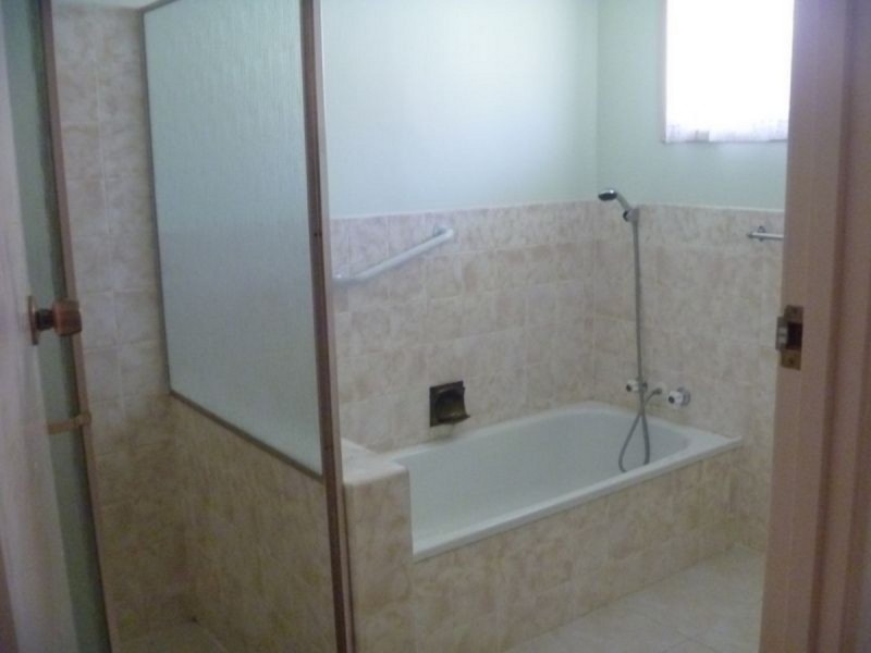 229 Turpin Road, Labrador QLD 4215