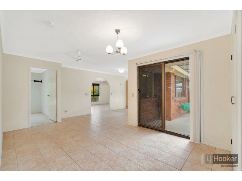 13 Wendoree Way, Coombabah QLD 4216