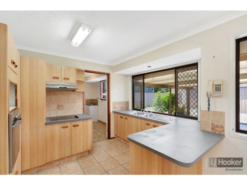 13 Wendoree Way, Coombabah QLD 4216