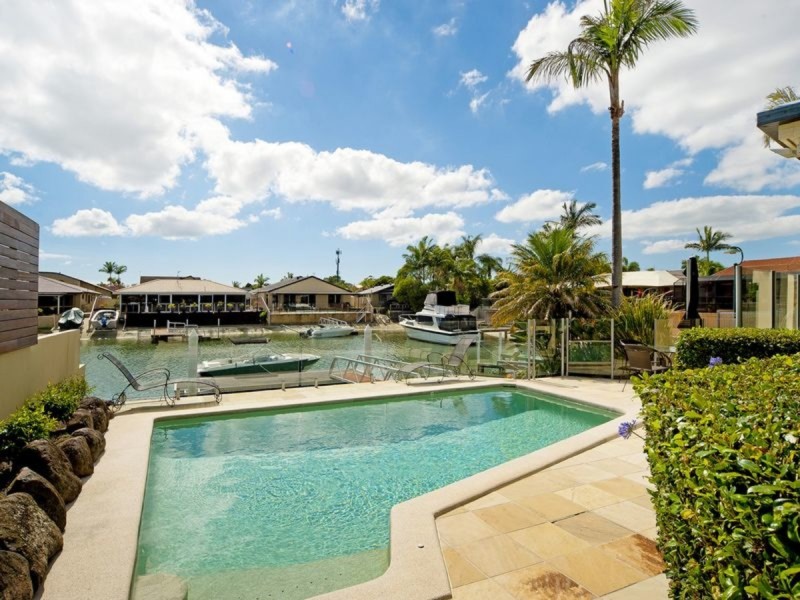 5 Seabreeze Street, Paradise Point QLD 4216