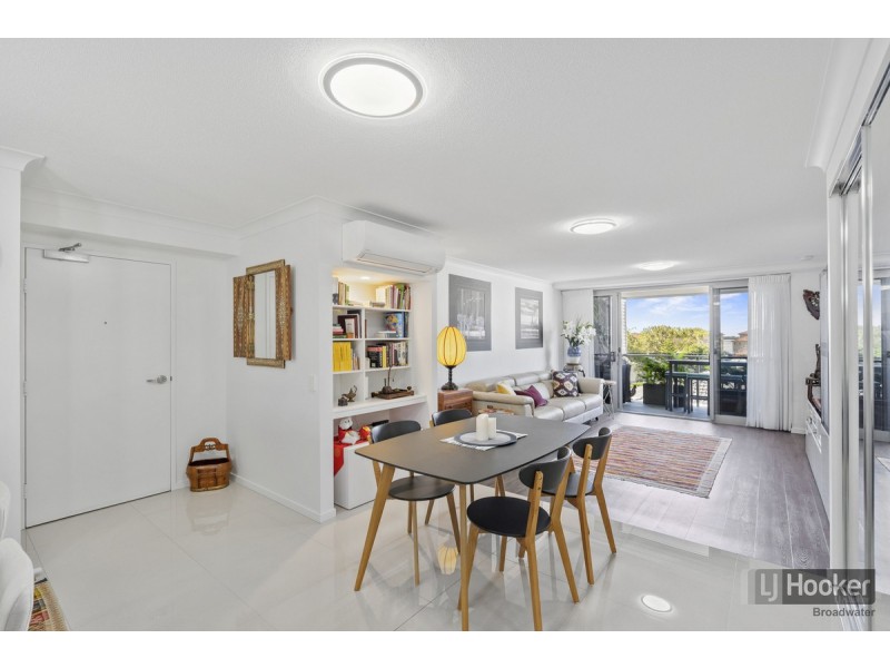 11/14-16 Bright Avenue, Labrador QLD 4215