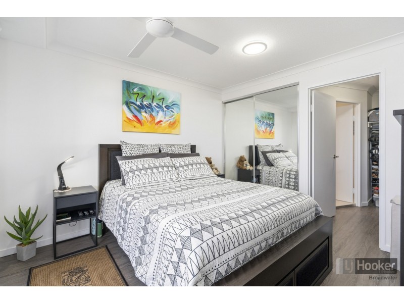 11/14-16 Bright Avenue, Labrador QLD 4215