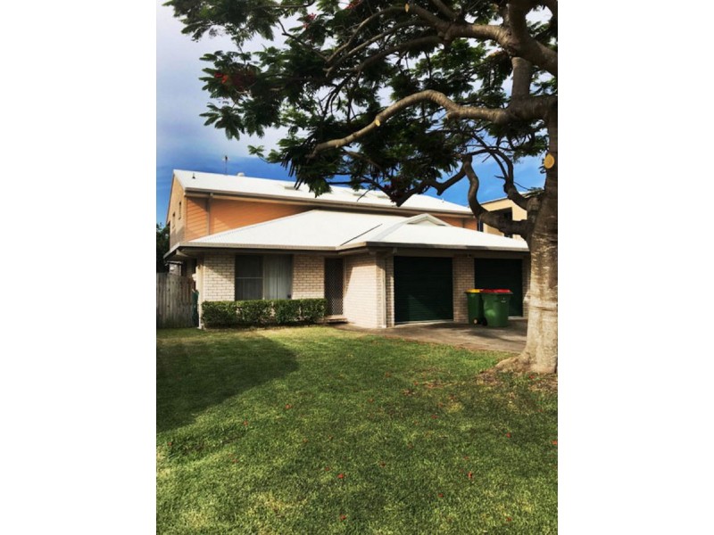 1/7 Huon Crescent, Runaway Bay QLD 4216