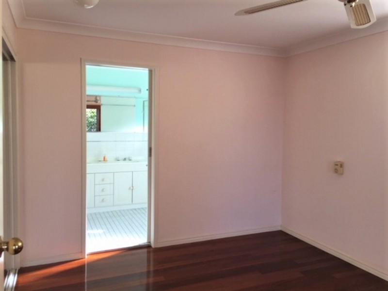 1/7 Huon Crescent, Runaway Bay QLD 4216