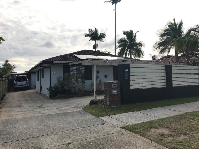 2/55 Government Road, Labrador QLD 4215