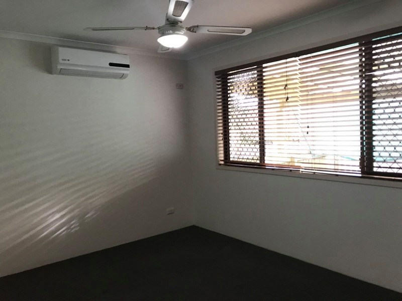 2/55 Government Road, Labrador QLD 4215