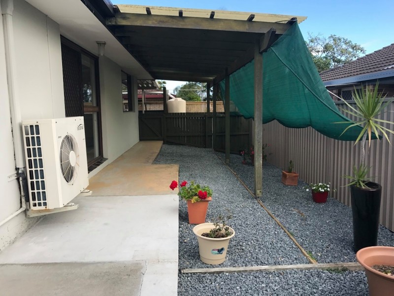 2/55 Government Road, Labrador QLD 4215