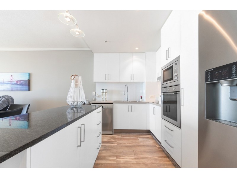 903/360 Marine Parade, Labrador QLD 4215