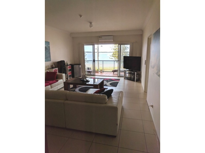 3b/522 Marine Parade, Biggera Waters QLD 4216