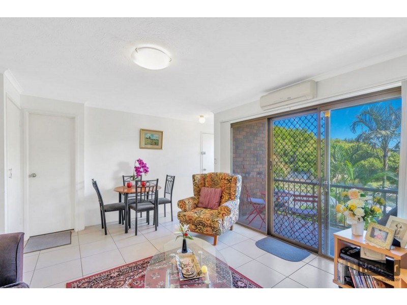 4/27 Whiting Street, Labrador QLD 4215