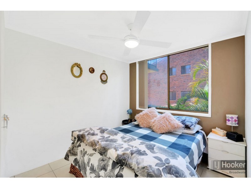 4/27 Whiting Street, Labrador QLD 4215