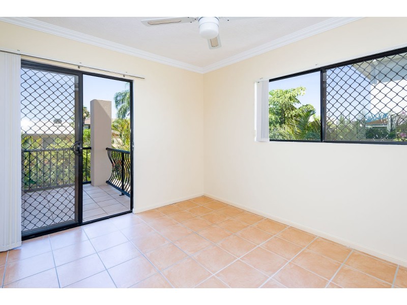 8/47 Bayview Street, Runaway Bay QLD 4216