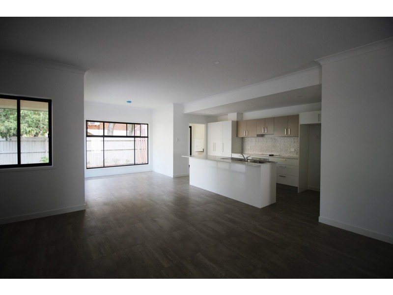 5/56 Imperial Parade, Labrador QLD 4215