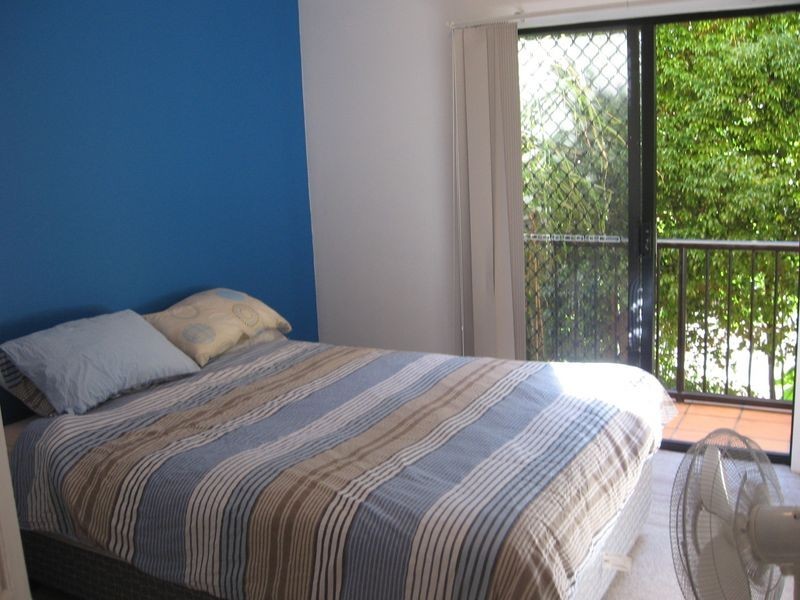 8/143 Frank Street, Labrador QLD 4215