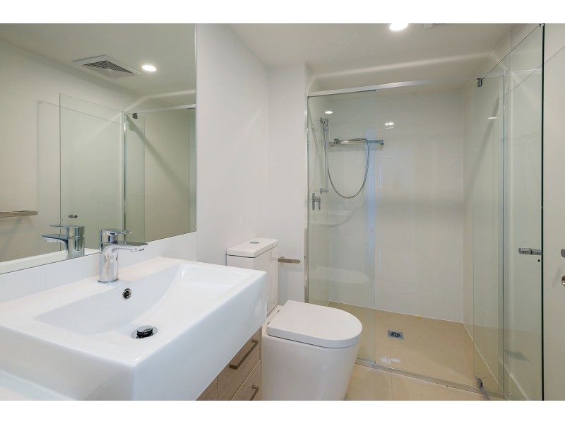 30/14-16 Bright Avenue, Labrador QLD 4215