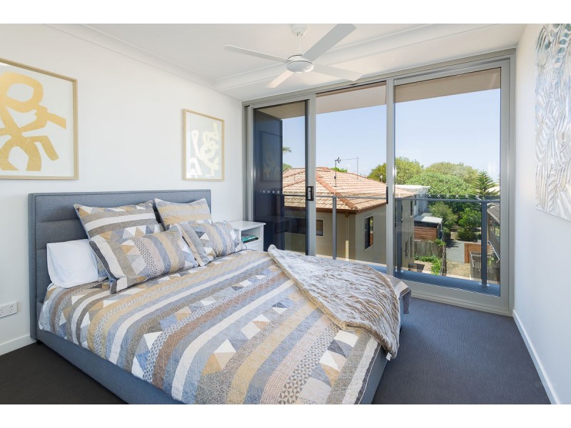6/14-16 Bright Avenue, Labrador QLD 4215