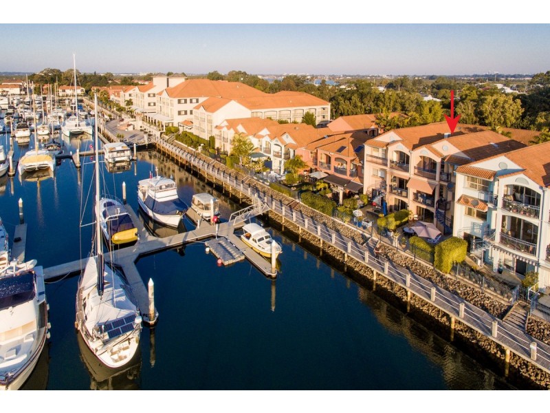 43/56-58 Sickle Avenue, Hope Island QLD 4212