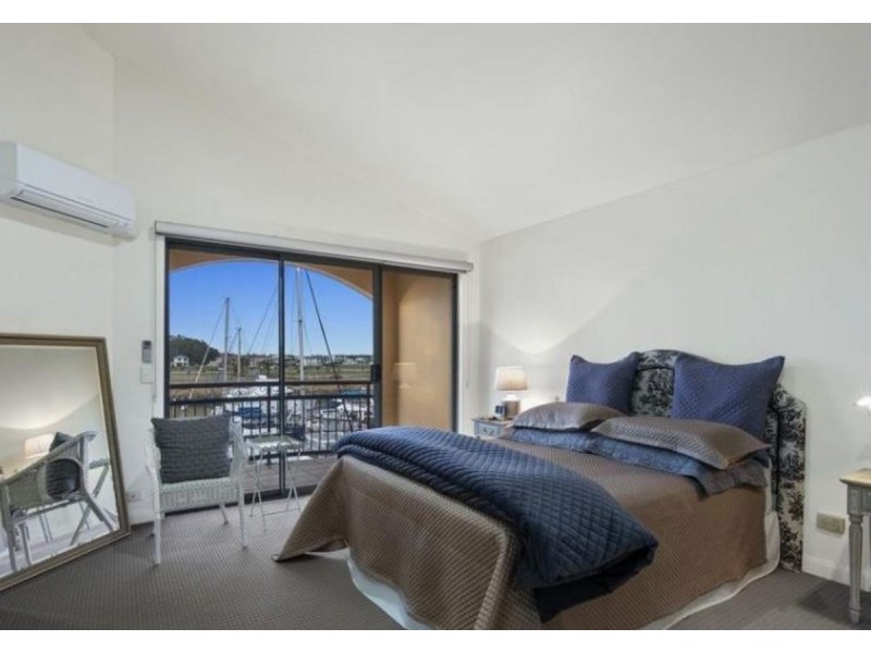 43/56-58 Sickle Avenue, Hope Island QLD 4212