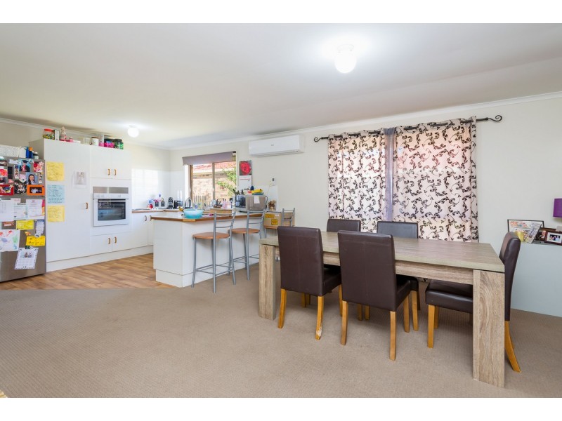 40 Cumberland Drive, Varsity Lakes QLD 4227