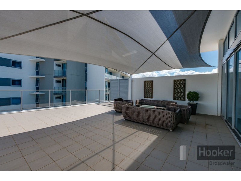 2/8 Proud Street, Labrador QLD 4215