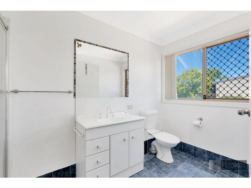 2/28 Broad Street, Labrador QLD 4215