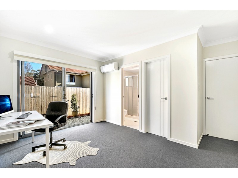 3/43 Harley Street, Labrador QLD 4215