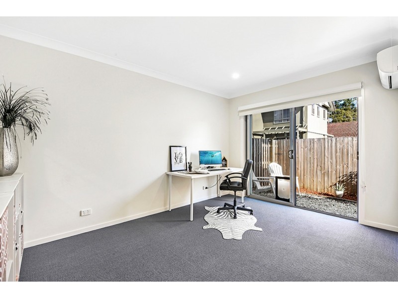 3/43 Harley Street, Labrador QLD 4215