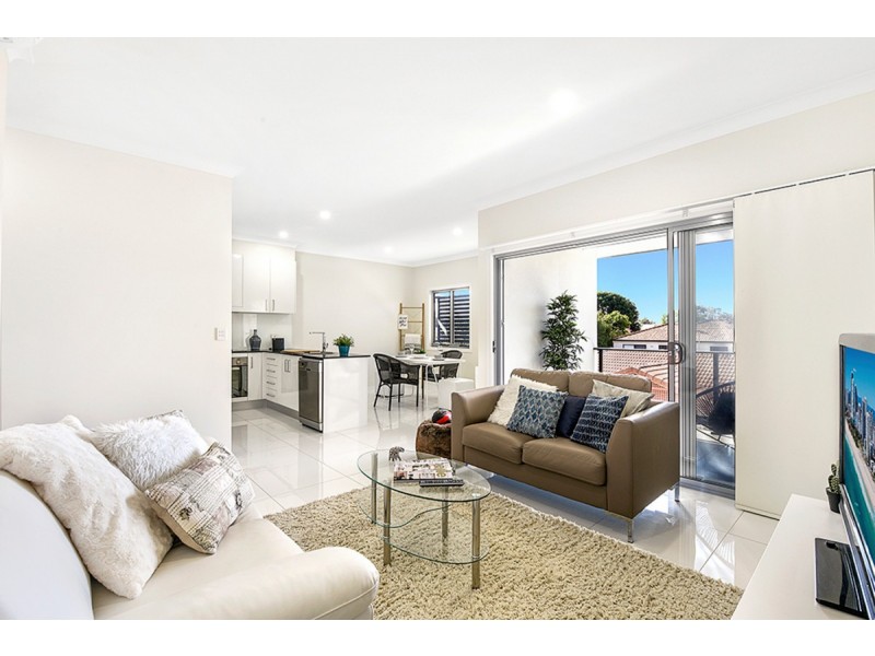 3/43 Harley Street, Labrador QLD 4215