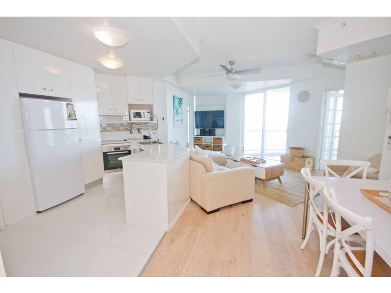 1304/182-192 Marine Parade, Labrador QLD 4215