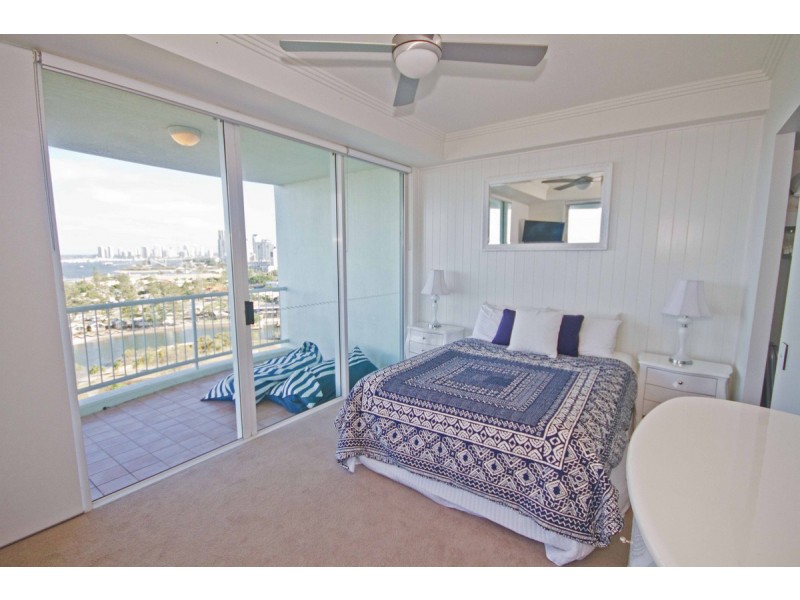 1304/182-192 Marine Parade, Labrador QLD 4215