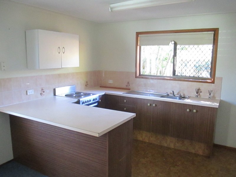 29 Burrinjuck Drive, Coombabah QLD 4216
