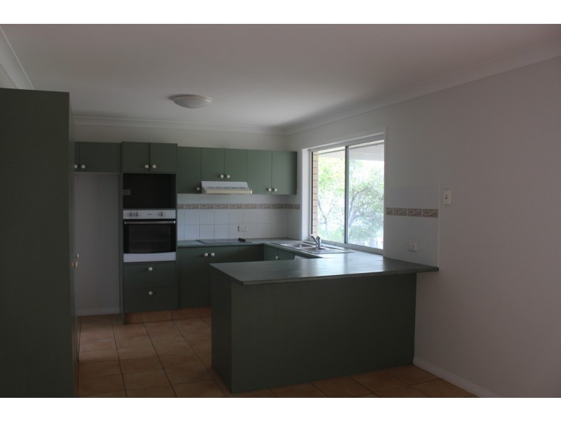 12 Midway Terrace, Pacific Pines QLD 4211