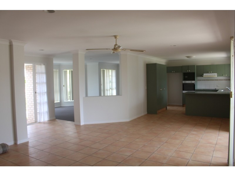 12 Midway Terrace, Pacific Pines QLD 4211