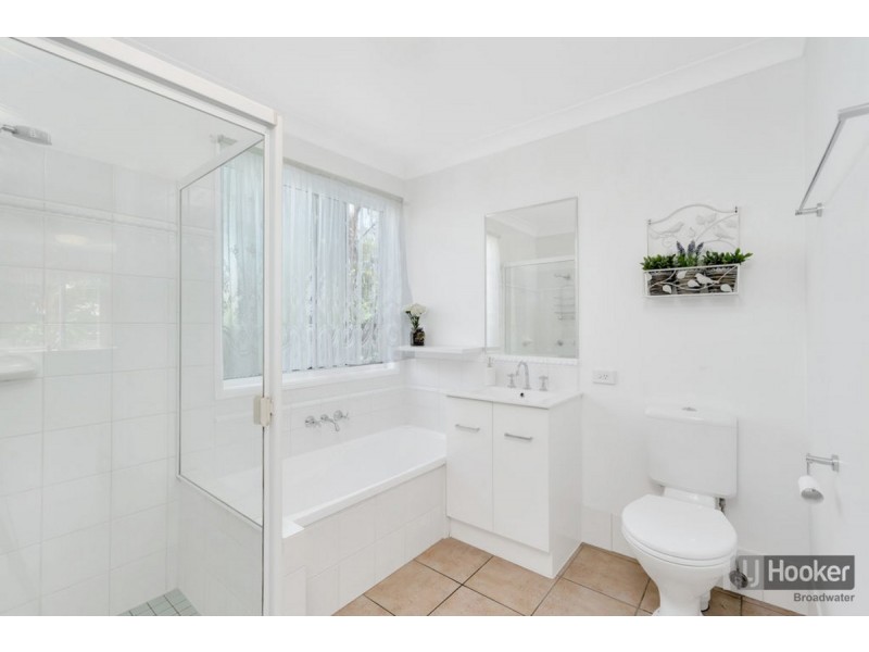 30B Robert Street, Labrador QLD 4215