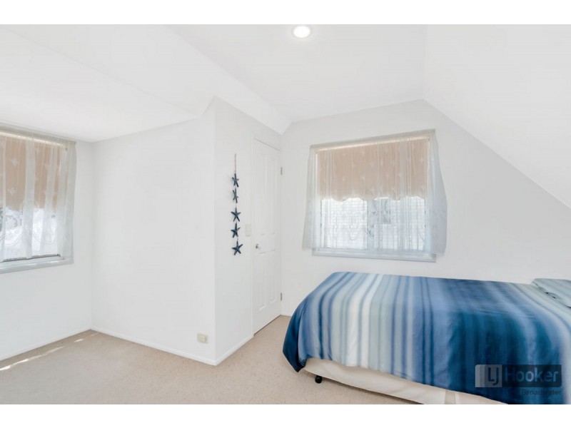 30B Robert Street, Labrador QLD 4215