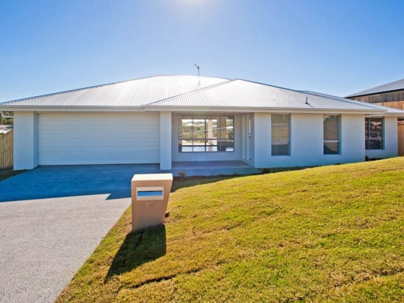 33 Flame Trees Crescent, Maudsland QLD 4210
