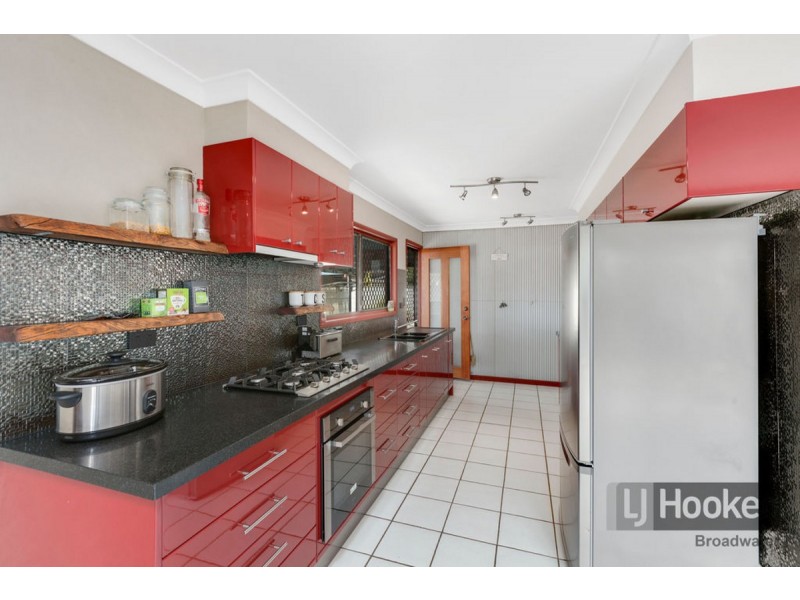 86 Jacaranda Avenue, Hollywell QLD 4216