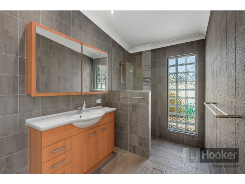 86 Jacaranda Avenue, Hollywell QLD 4216