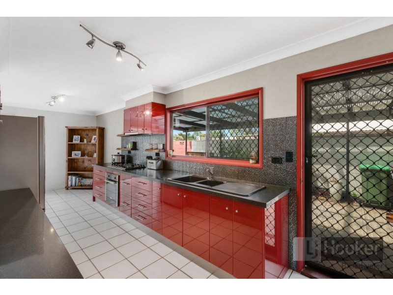 86 Jacaranda Avenue, Hollywell QLD 4216