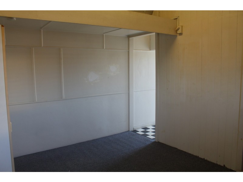 4/10a Central Street, Labrador QLD 4215