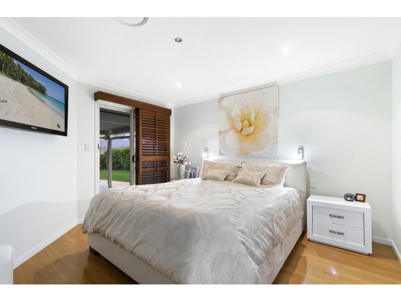 165 Bayview Street, Runaway Bay QLD 4216