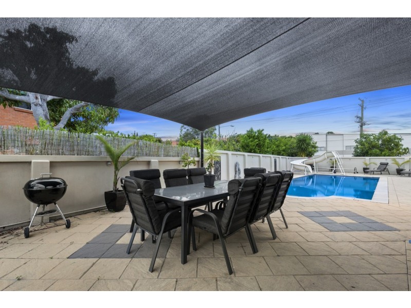 165 Bayview Street, Runaway Bay QLD 4216