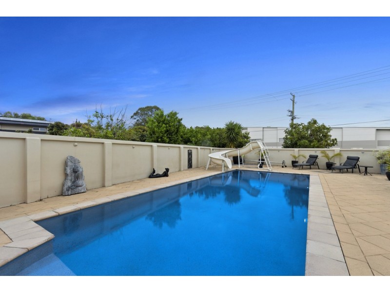 165 Bayview Street, Runaway Bay QLD 4216