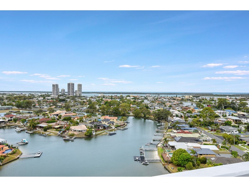 2703/5 Harbour Side Court, Biggera Waters QLD 4216