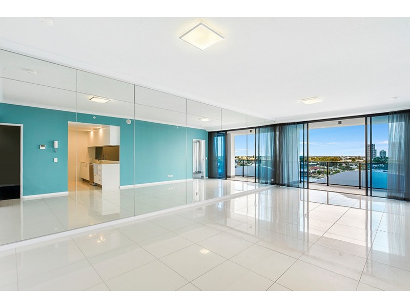2703/5 Harbour Side Court, Biggera Waters QLD 4216