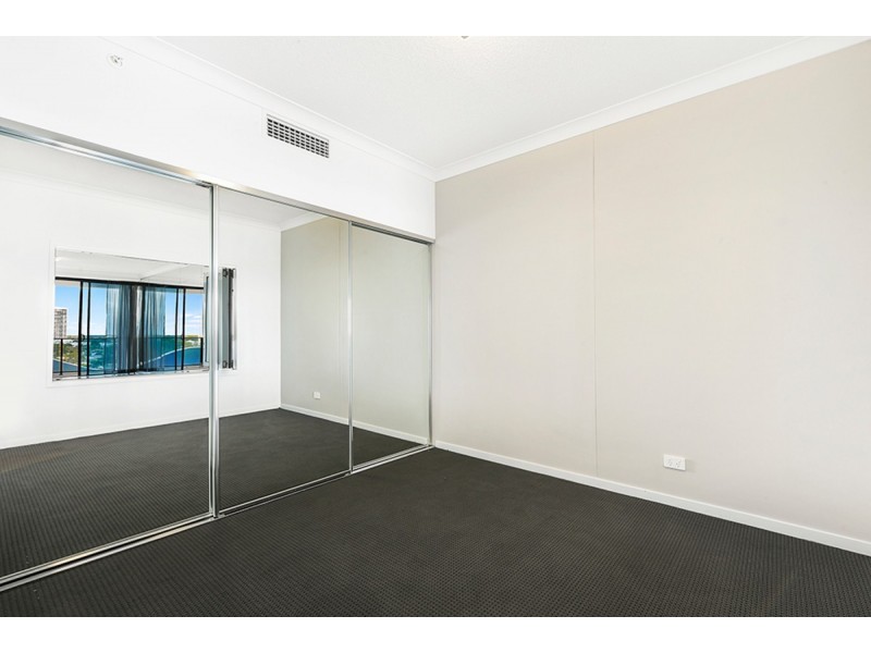 2703/5 Harbour Side Court, Biggera Waters QLD 4216